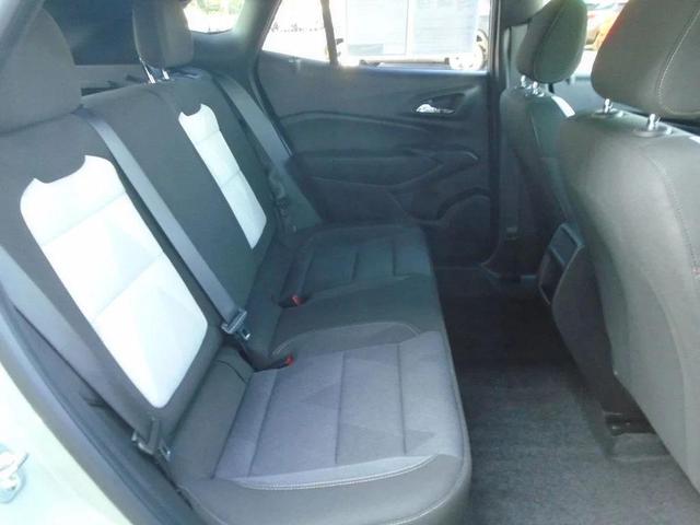 Photo of 2024 Cacti Green Chevrolet Trax