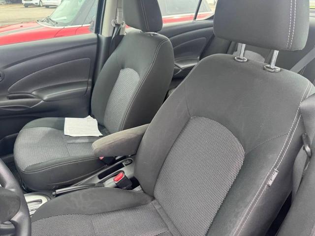 Photo of 2019 Deep Blue Pearl Nissan Versa