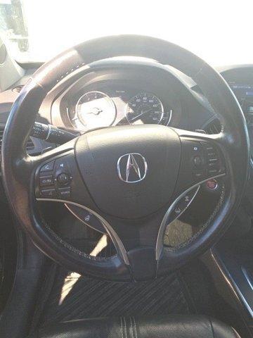 Photo of 2017 Crystal Black Pearl Acura MDX