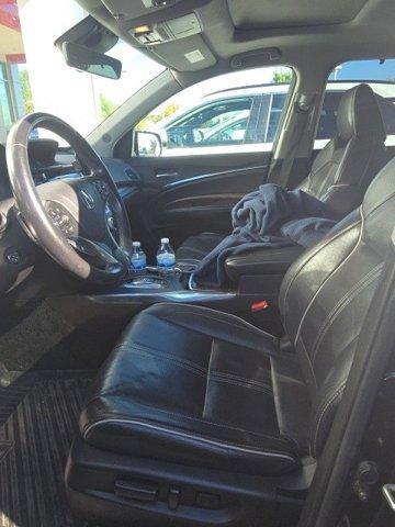 Photo of 2017 Crystal Black Pearl Acura MDX