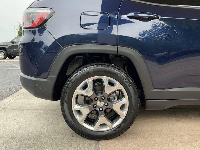 Photo of 2019 Jazz Blue Pearlcoat Jeep Compass