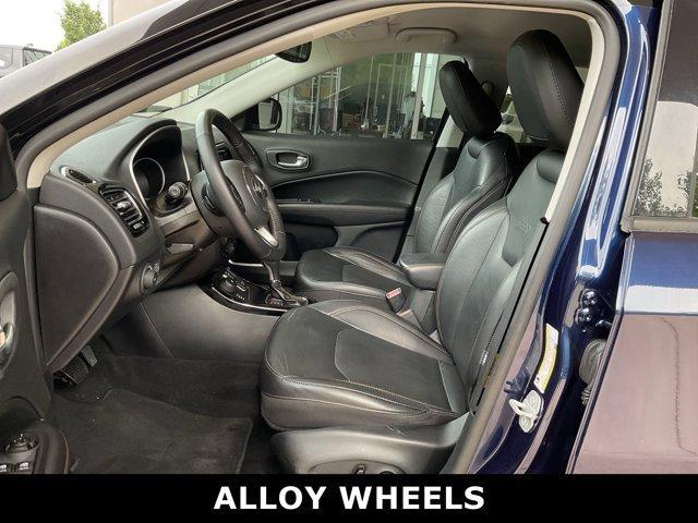 Photo of 2019 Jazz Blue Pearlcoat Jeep Compass