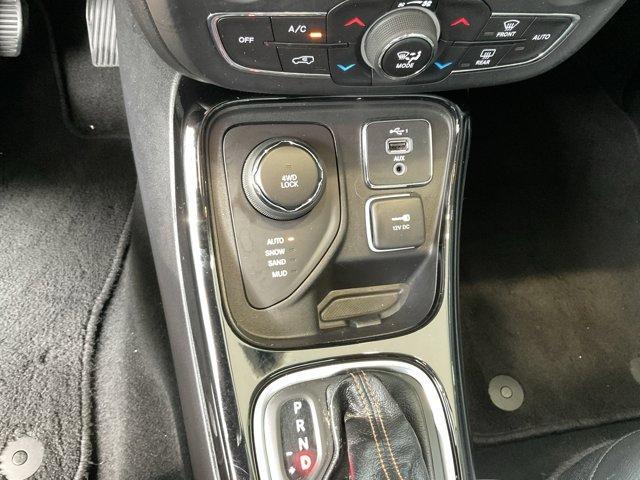 Photo of 2019 Jazz Blue Pearlcoat Jeep Compass