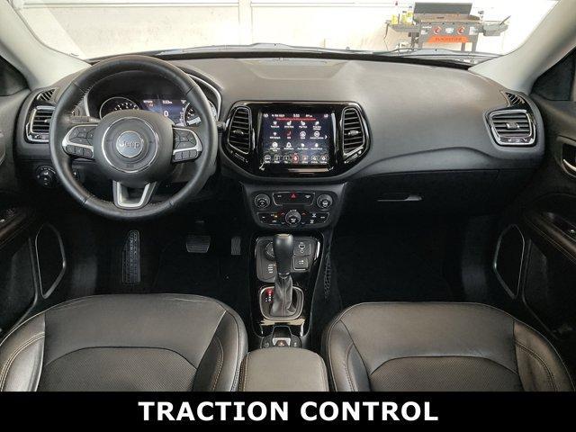 Photo of 2019 Jazz Blue Pearlcoat Jeep Compass