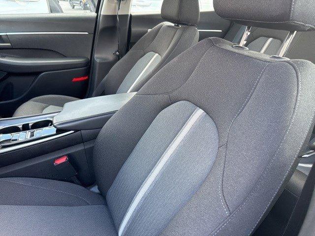 Photo of 2021 Phantom Black Hyundai SONATA