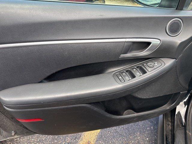 Photo of 2021 Phantom Black Hyundai SONATA