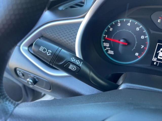 Photo of 2021 Summit White Chevrolet Malibu