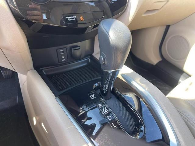 Photo of 2016 Cayenne Red Nissan Rogue