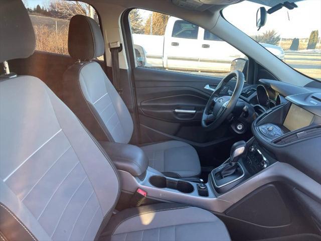 Photo of 2014 Ingot Silver Metallic Ford Escape