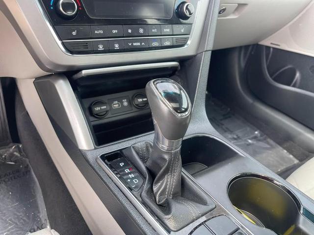 Photo of 2019 Clear White Kia Forte