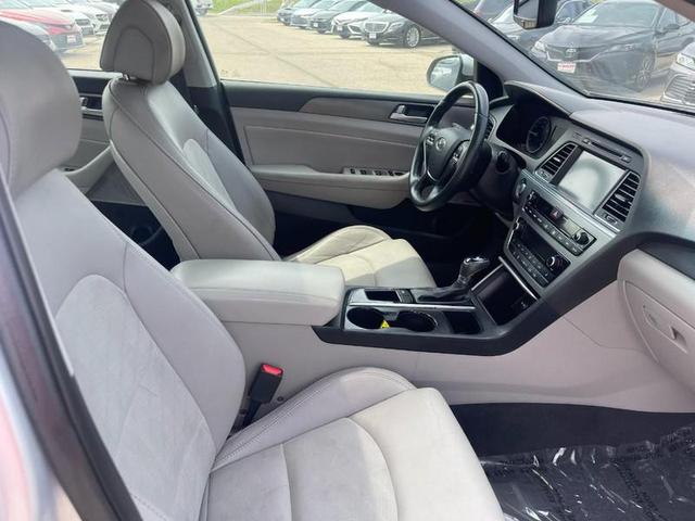 Photo of 2019 Clear White Kia Forte