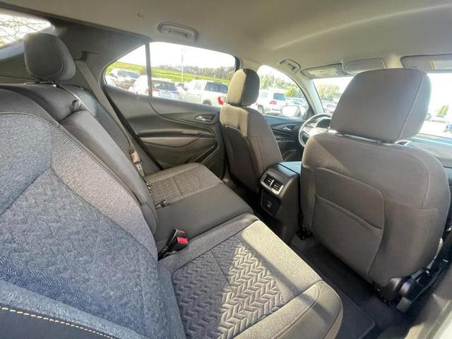 Photo of 2022 WHITE Chevrolet Equinox