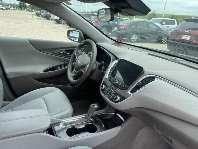 Photo of 2020 GRAY Chevrolet Malibu