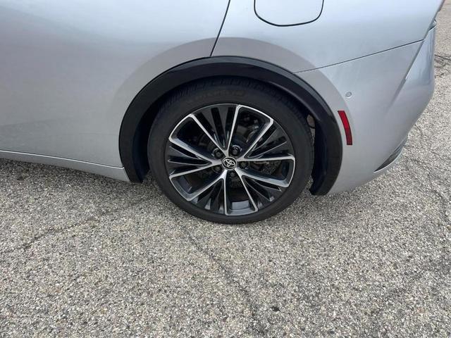 Photo of 2024 GRAY Toyota Prius