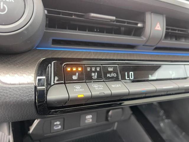 Photo of 2024 GRAY Toyota Prius