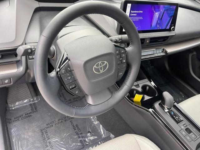 Photo of 2024 GRAY Toyota Prius