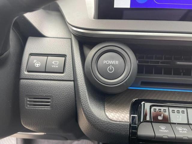 Photo of 2024 GRAY Toyota Prius