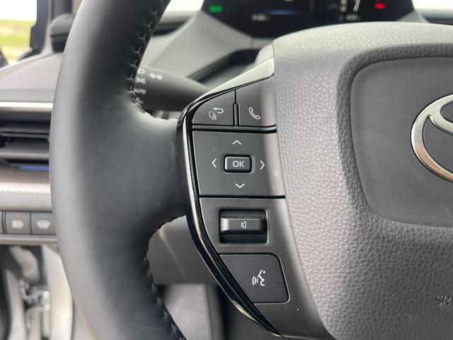 Photo of 2024 GRAY Toyota Prius