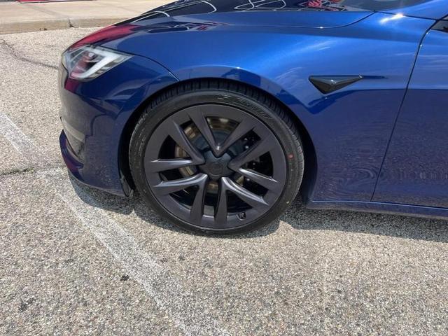 Photo of 2021 Deep Blue Metallic Tesla Model S