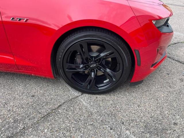 Photo of 2021 RED Chevrolet Camaro