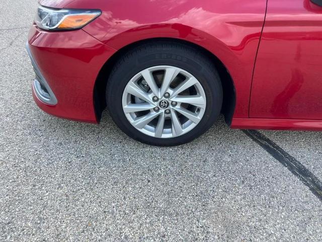 Photo of 2023 Supersonic Red Toyota Camry