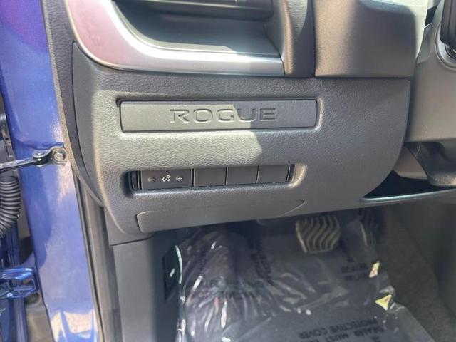 Photo of 2023 Caspian Blue Metallic Nissan Rogue
