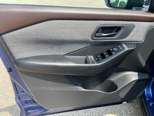 Photo of 2023 Caspian Blue Metallic Nissan Rogue