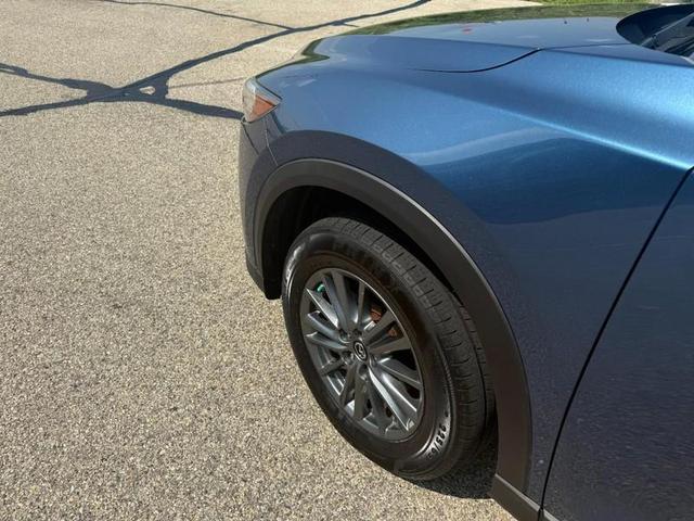 Photo of 2017 BLUE Mazda CX-5