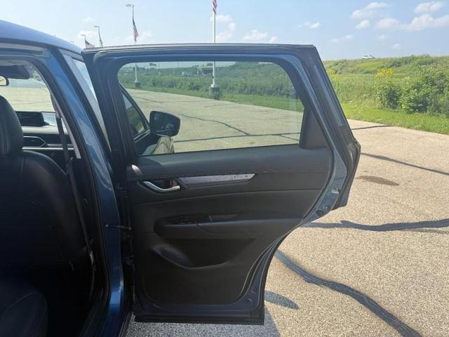 Photo of 2017 BLUE Mazda CX-5