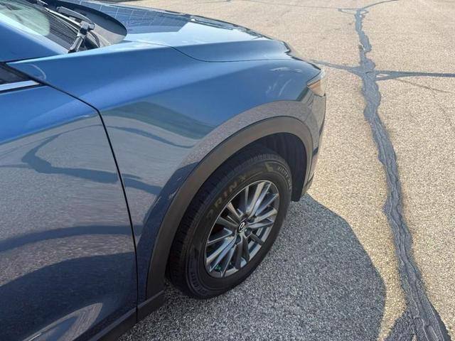 Photo of 2017 BLUE Mazda CX-5