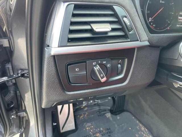Photo of 2018 Mineral Gray Metallic BMW 330