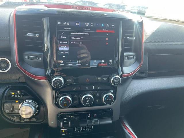 Photo of 2022 Diamond Black Crystal Pearlcoat RAM 1500