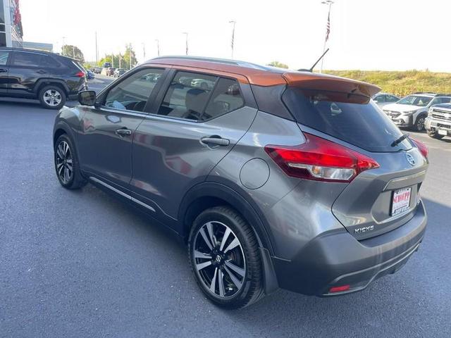 Photo of 2019 Gun Metallic Nissan Kicks