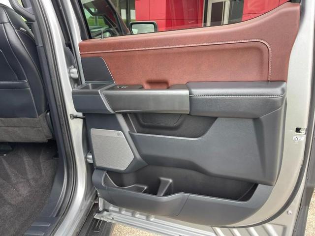 Photo of 2022 Iconic Silver Metallic Ford F-150