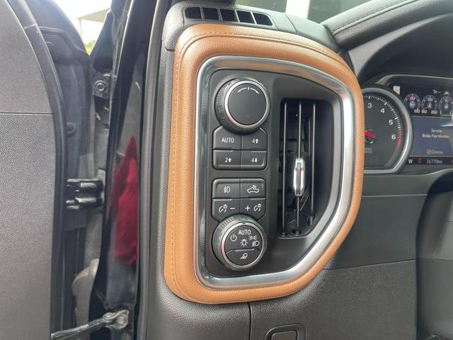 Photo of 2019 Black Chevrolet Silverado 1500