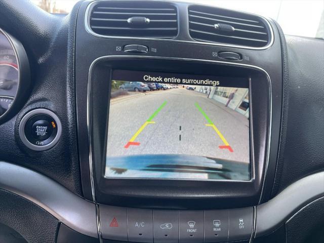 Photo of 2019 Pitch Black Clearcoat Dodge Journey