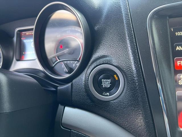 Photo of 2019 Pitch Black Clearcoat Dodge Journey