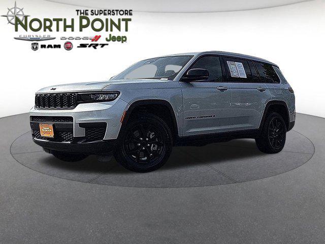 Photo of 2024 Silver Zynith Jeep Grand Cherokee L