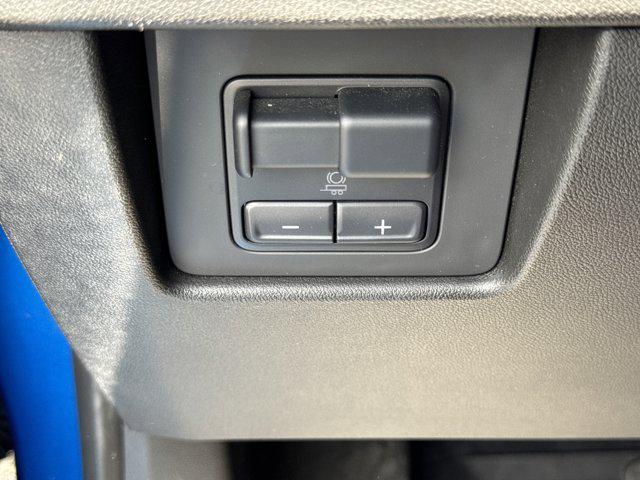 Photo of 2023 Glacier Blue Metallic Chevrolet Colorado