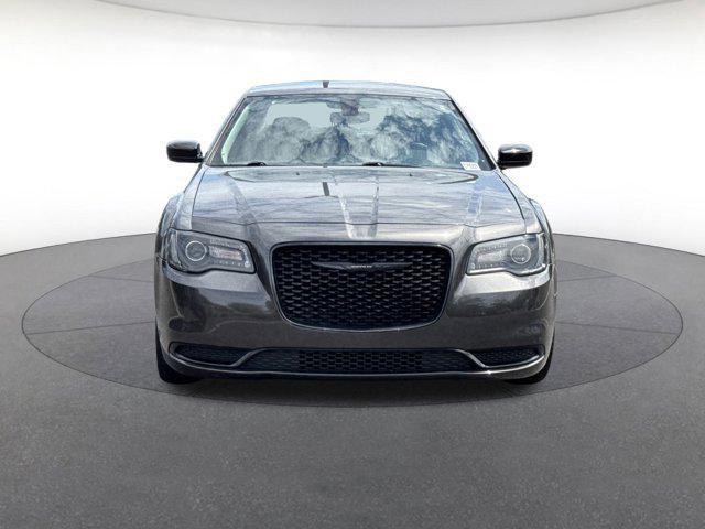 Photo of 2023 Granite Crystal Metallic Clearcoat Chrysler 300
