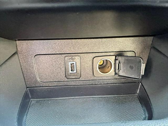 Photo of 2017 White Ford Escape