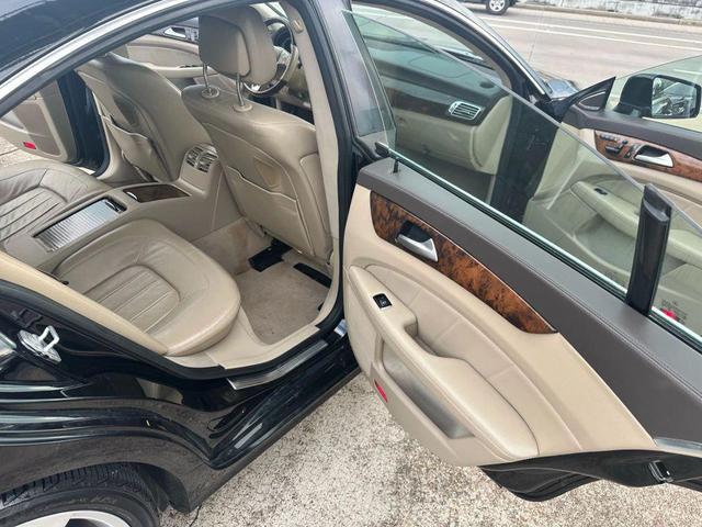 Photo of 2013 Black Mercedes-Benz CLS-Class