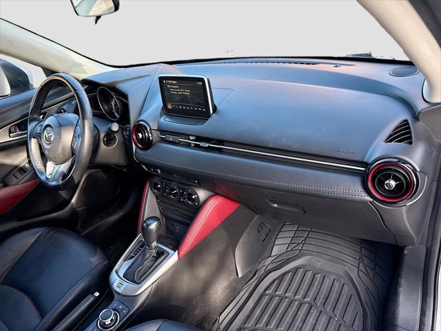 Photo of 2016 Ceramic Silver Metallic Mazda CX-3