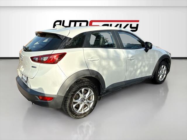 Photo of 2016 Ceramic Silver Metallic Mazda CX-3