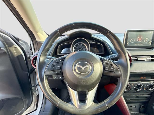 Photo of 2016 Ceramic Silver Metallic Mazda CX-3