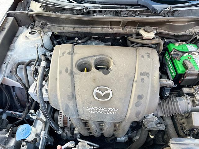 Photo of 2016 Ceramic Silver Metallic Mazda CX-3