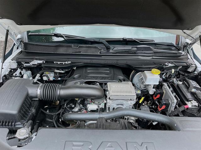 Photo of 2022 Bright White Clearcoat RAM 1500