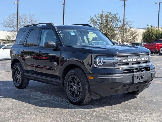 Photo of 2024 Shadow Black Ford Bronco Sport