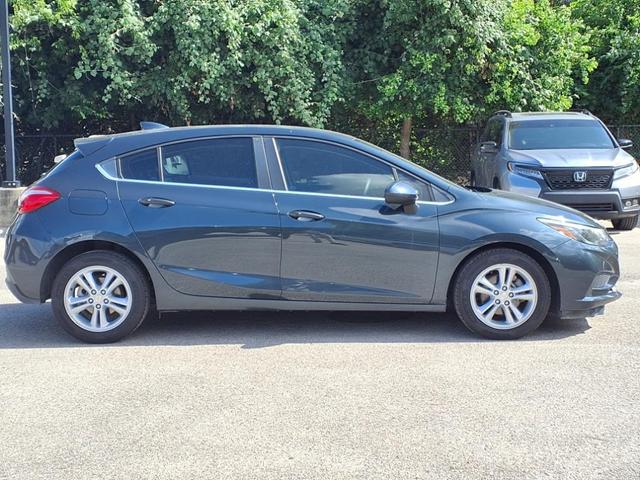 Photo of 2018 Graphite Metallic Chevrolet Cruze