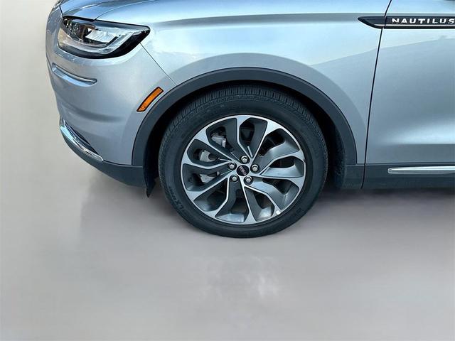 Photo of 2023 Silver Radiance Metallic Clearcoat Lincoln Nautilus